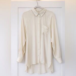 Wilfred Aritzia Cream Button Front Blouse Long Sleeve Pocket Top Women’s Small